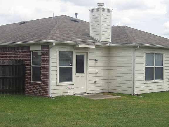 2nd image of 14931 Sugar Falls Ct