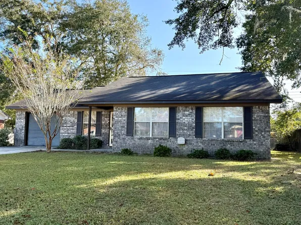 1429 Abrahms Aly, Hinesville, GA 31313