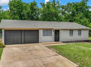 404 Nathan St, Burleson, TX 76028