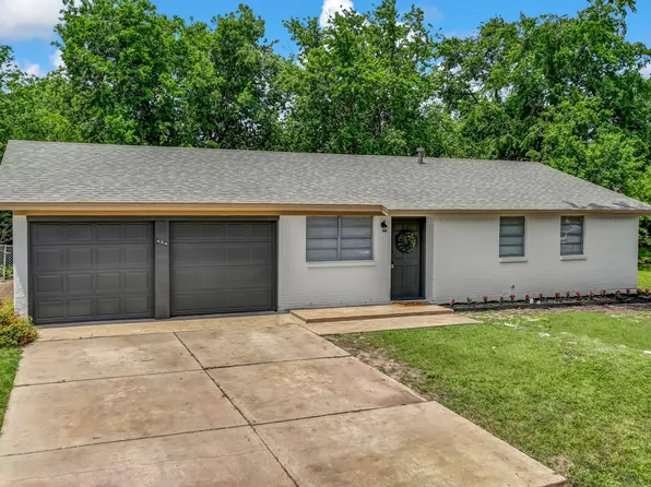 404 Nathan St, Burleson, TX 76028