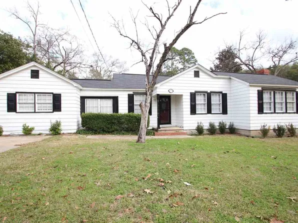 99 Warren St #300, Hawkinsville, GA 31036