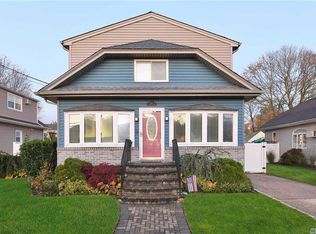 67 Kenny Ave, Merrick, NY 11566