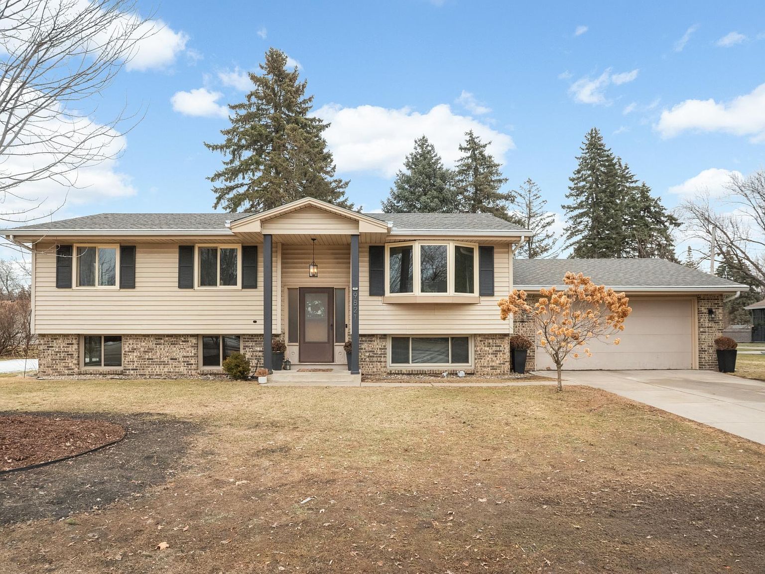 ◆めん◆ 9821 Xerxes Ave S, Bloomington, MN 55431 | Zillow