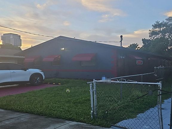2nd image of 23 SW 7th St