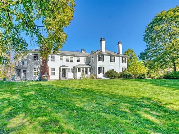 2nd image of 107 Westford Rd