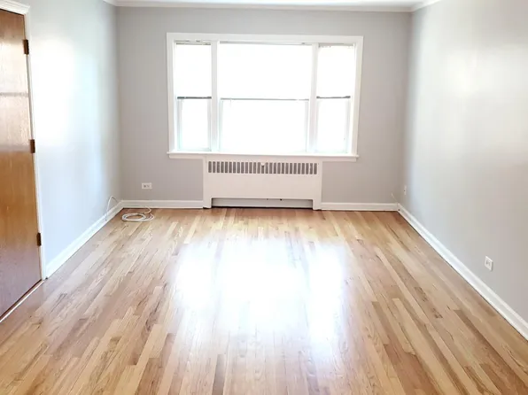 1518 N Harlem Ave APT 2E, River Forest, IL 60305