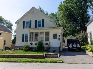 66 Fairlawn St, Lowell, MA 01851