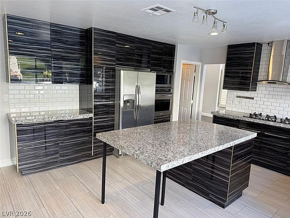 4th image of 8218 Mount Nido Dr