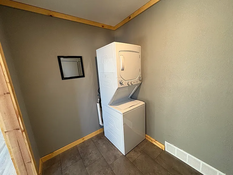 170 Old Willow Ct NW #4 — Photo 2