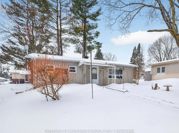 16 Mimosa Cres, Innisfil, ON L9S 1P9