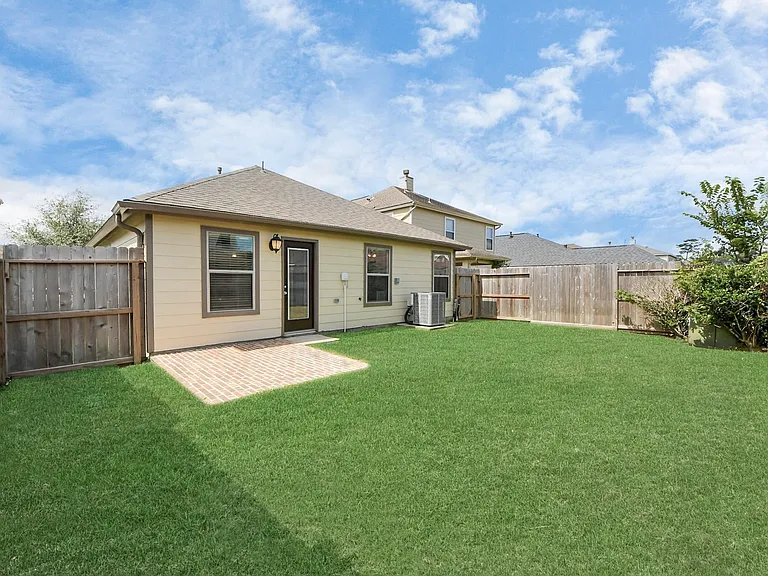2930 Ribbon Creek Way — Photo 18