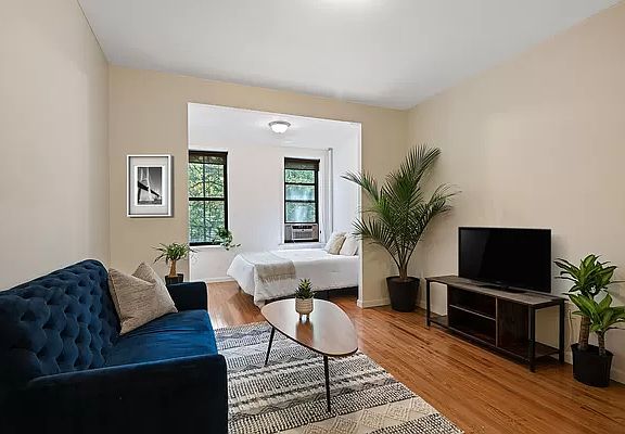 3rd image of 462 6th St APT 2A