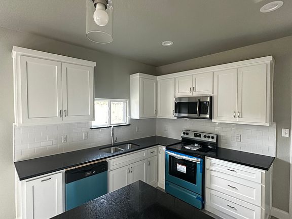 2nd image of 1403 Maywood Ave #1