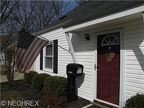 3rd image of 2165 Suncrest Dr