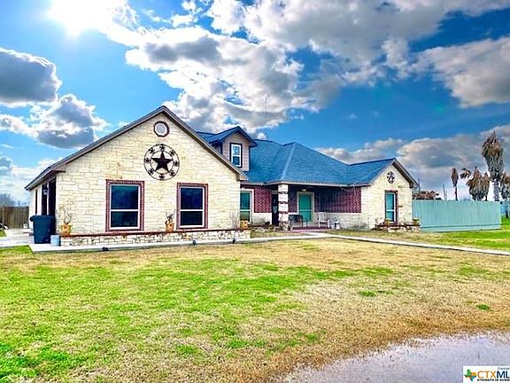 156 Serene Dr E Victoria Tx 77905 Mls 433056 Zillow