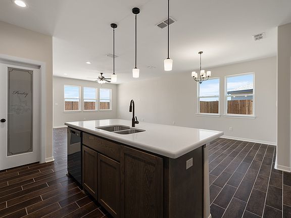 2nd image of 3309 Amarillo Dr