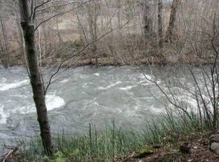 19065 Meadow Creek Ln, Montgomery Creek, CA 96065