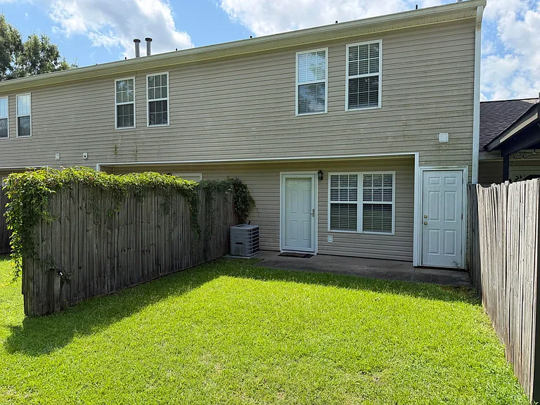 640 Date Palm Cir — Photo 23