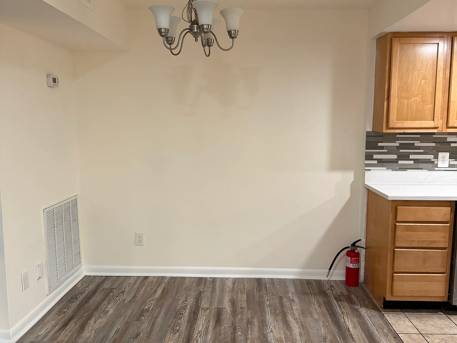 3 bed, 1029 sqft, $2,750 — Photo 4