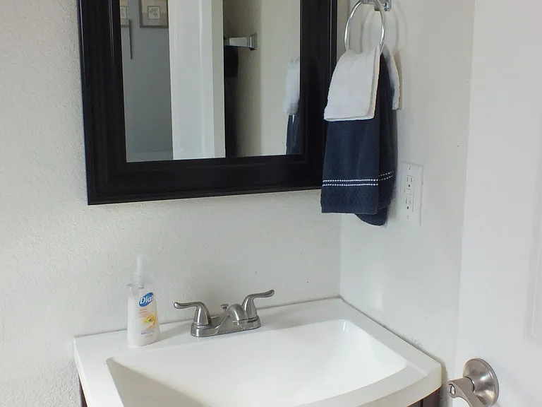 214 W Glendon Way #A — Photo 17