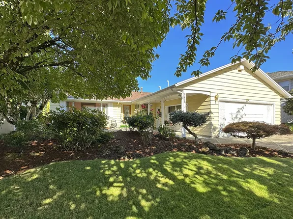 2025 SE 102nd Ave, Portland, OR 97216