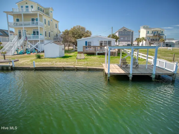 7060 7th Street, Surf City, NC 28445