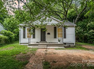 822 Cantwell St, Charlotte, NC 28208