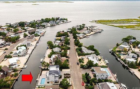 4th image of 164 Marina Blvd