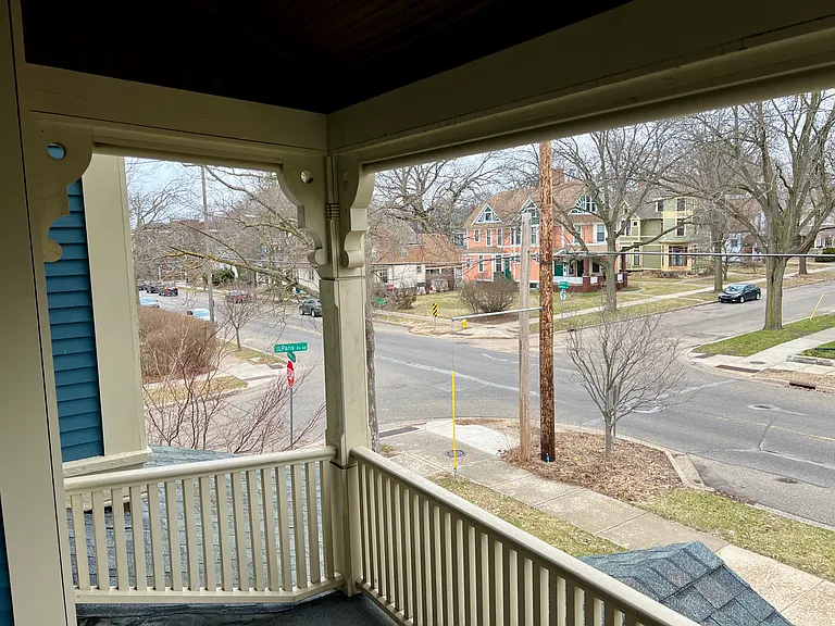 534 Wealthy St SE #2 — Photo 8
