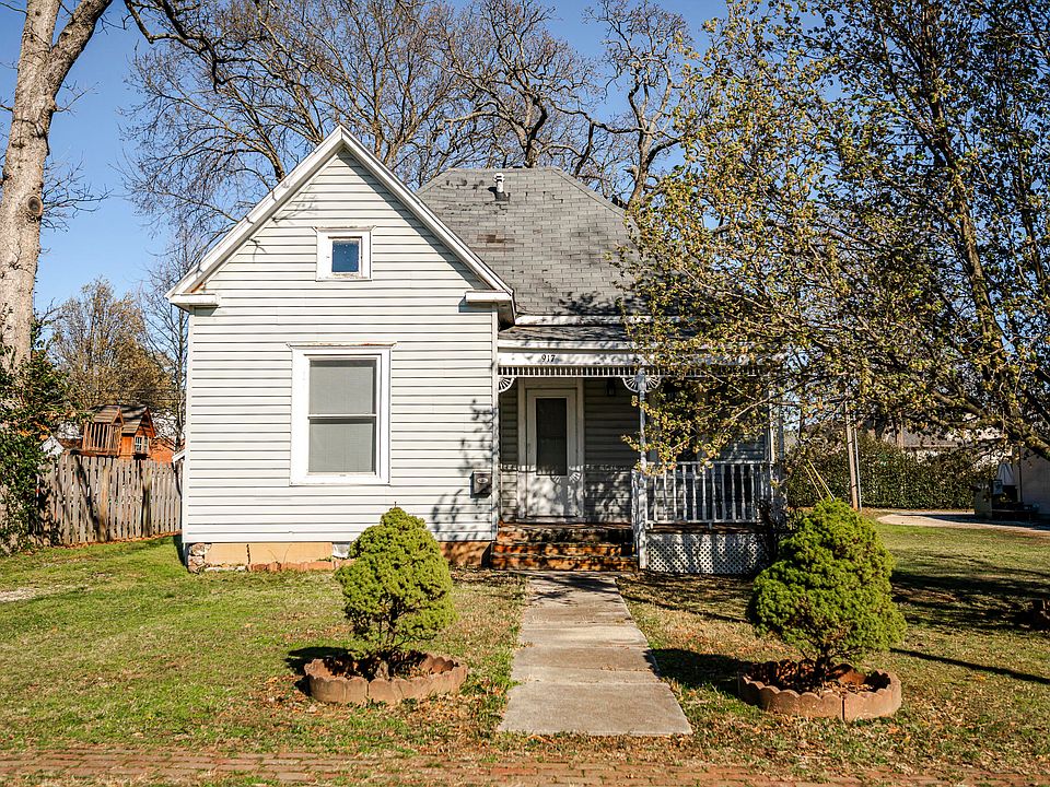 1st image of 917 7th Street