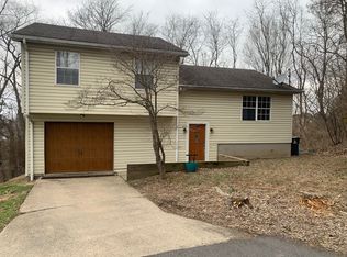 1005 Revere St, Morgantown, WV 26505