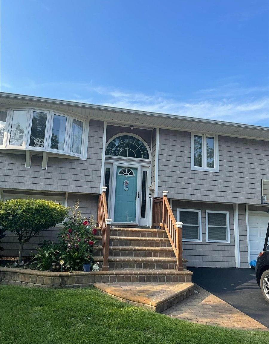 831 Outlook Ave, West Babylon, NY 11704 Zillow