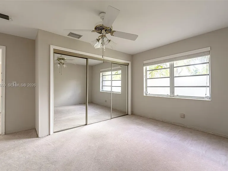 947 Lincoln St — Photo 10