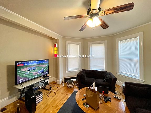 4th image of 5 Sachem St #1Z