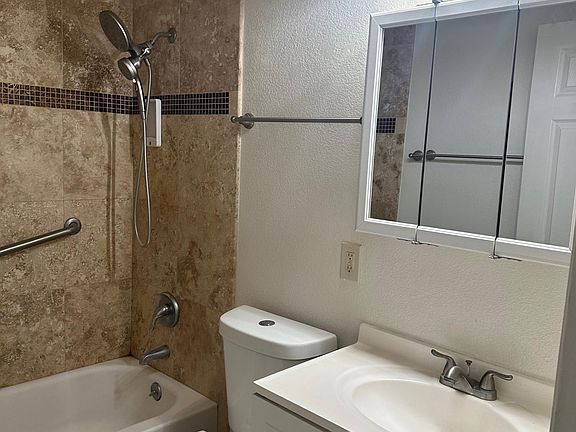 5th image of 2409 Carta Ct APT 1