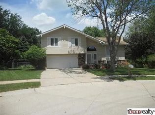 2118 N 125th Cir, Omaha, NE 68164