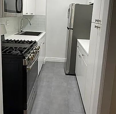 1st image of 140 E 56th St APT 9D