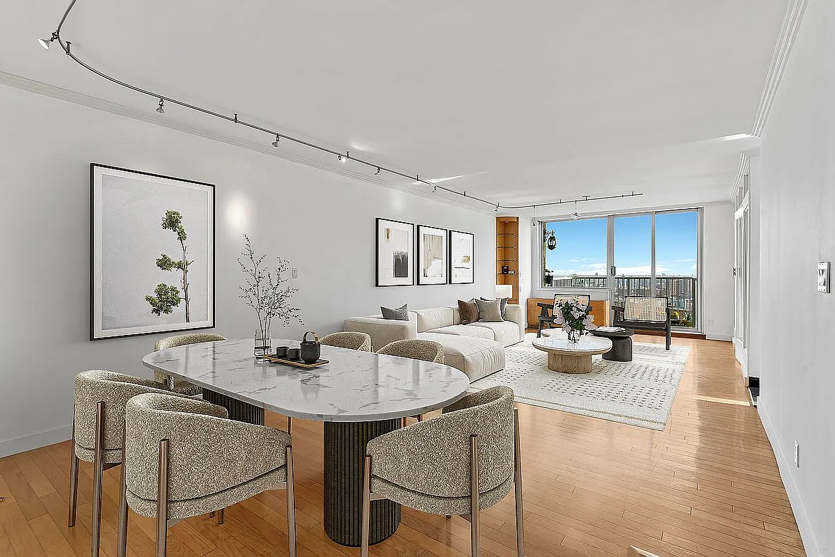 444 E 86th St #Penthouse H photo 1