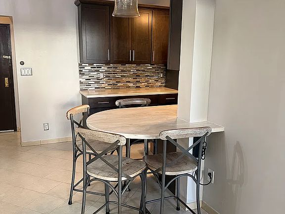 4th image of 1619 W 9th St #2R