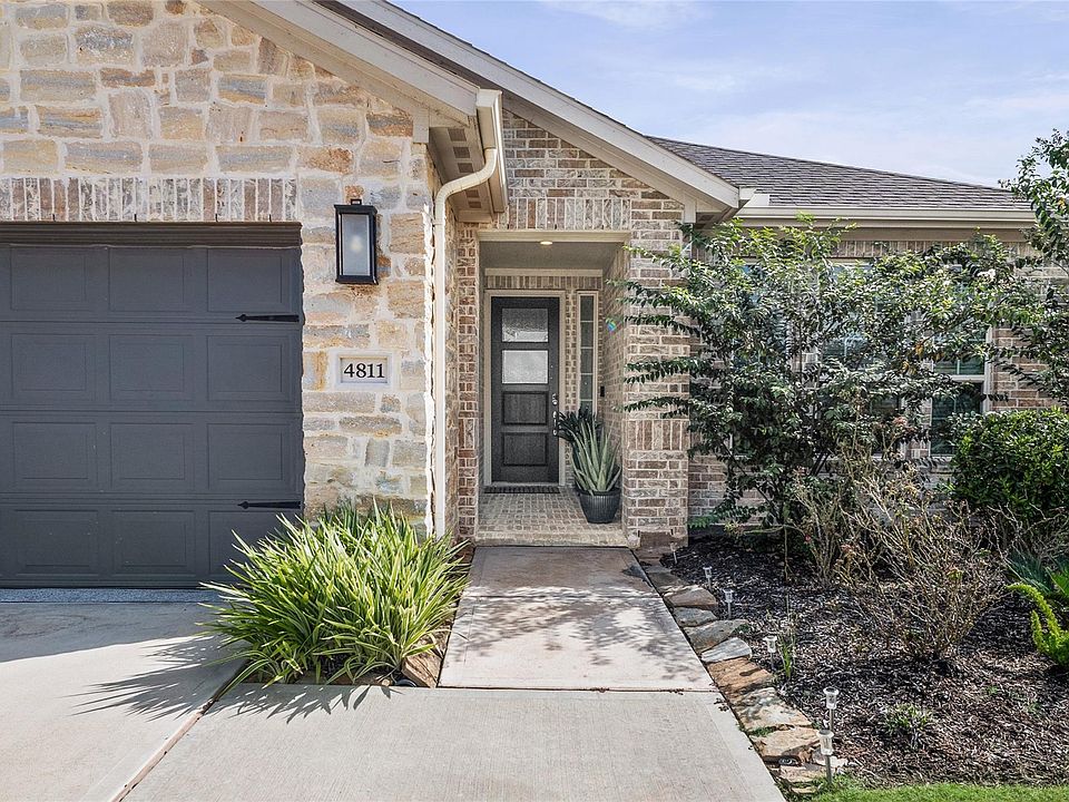 1st image of 4811 Spring Crest Dr