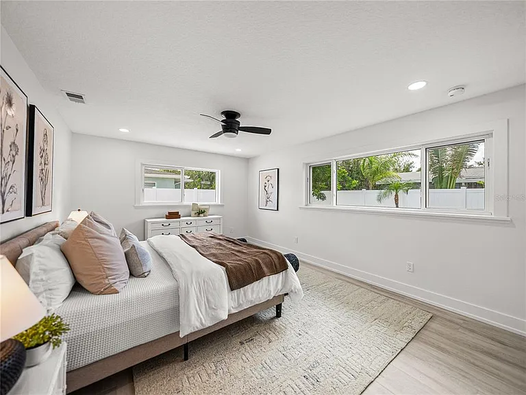 6709 Cardinal Dr S — Photo 20