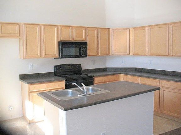 5th image of 2615 W Prospector Way