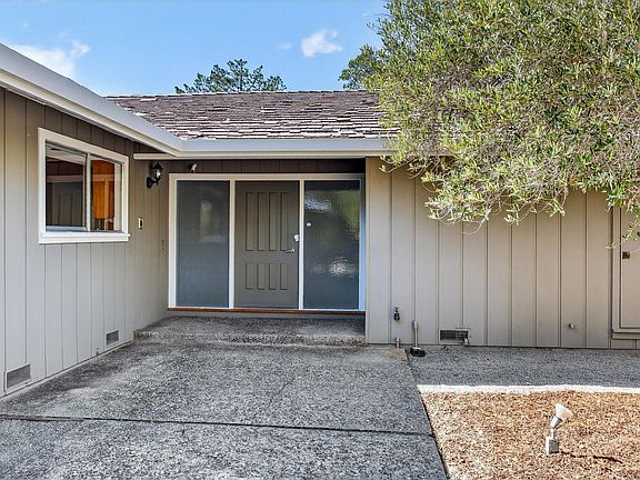 5th image of 747 Westridge Dr