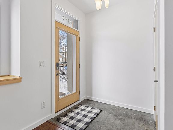 5th image of 3443 1st Ave S