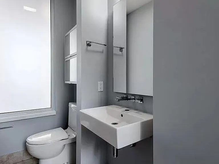 2768 W 22nd Ave — Photo 24