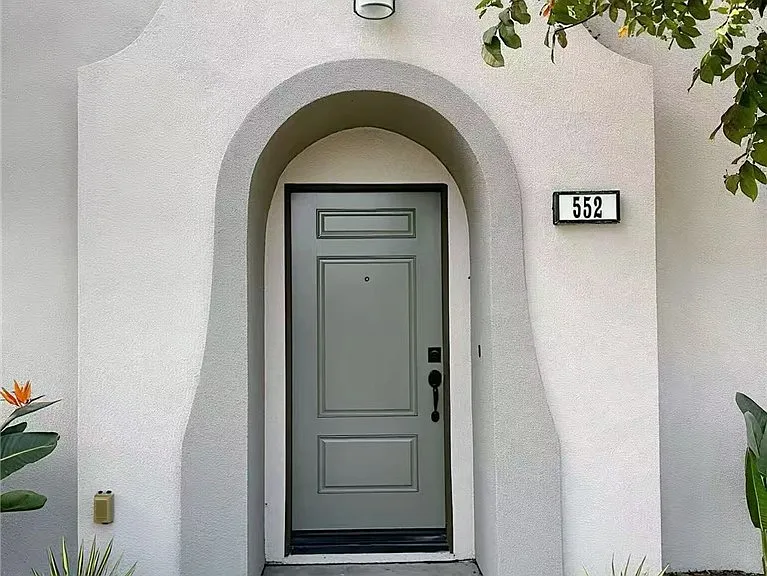 552 Calle Estrella — Photo 1