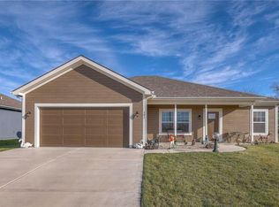 301 S Dalton Dr, Lone Jack, MO 64070