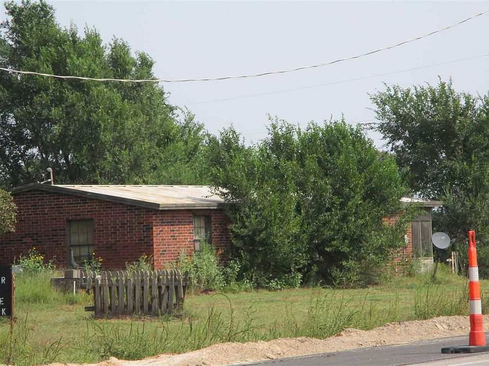 2nd image of 2798 E Highway 3