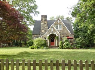 656 Lakeshore Dr, Asheville, NC 28804