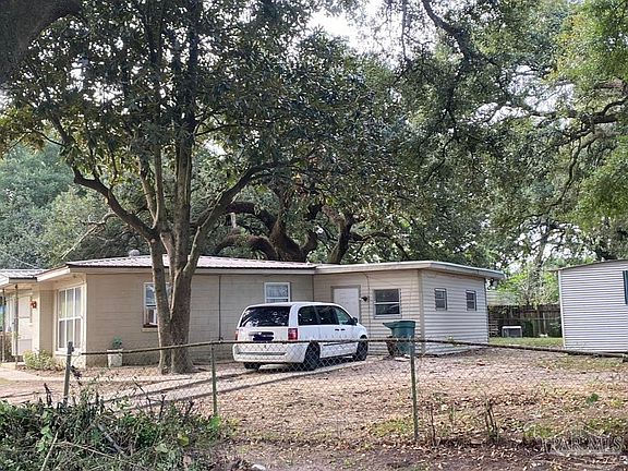 2nd image of 703 S Madison Dr